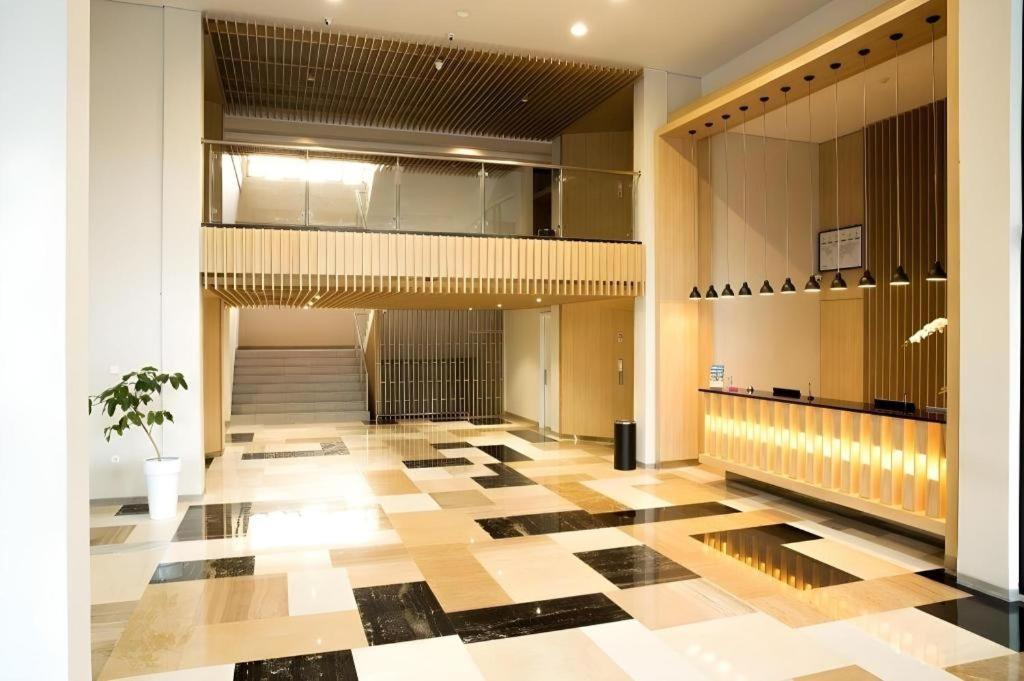 Lemo Hotel Serpong Тангеранг Экстерьер фото