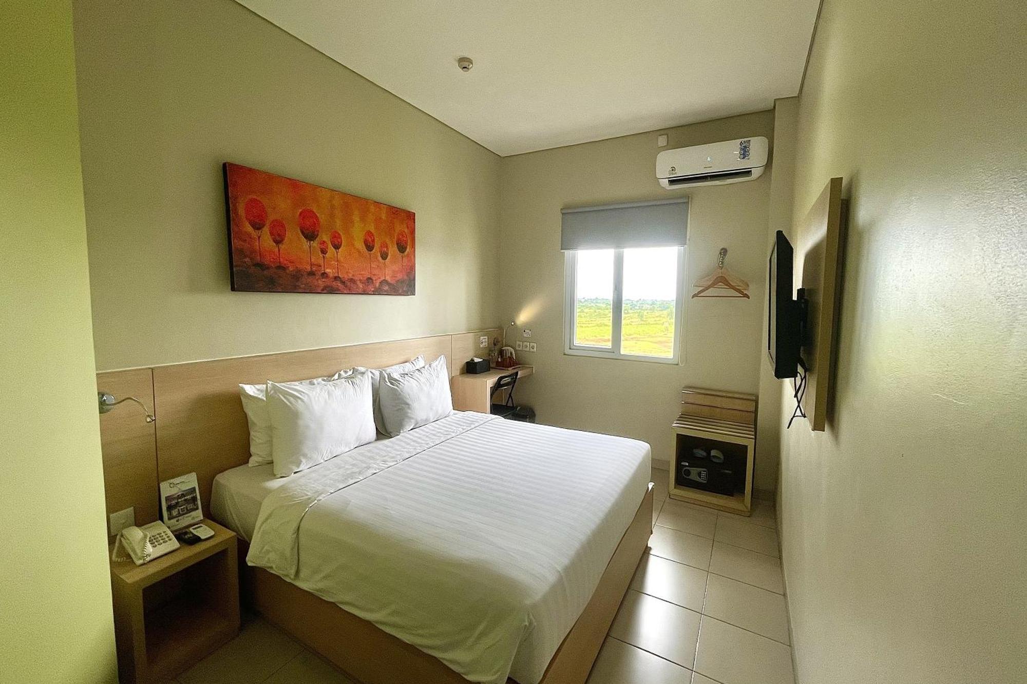 Lemo Hotel Serpong Тангеранг Экстерьер фото