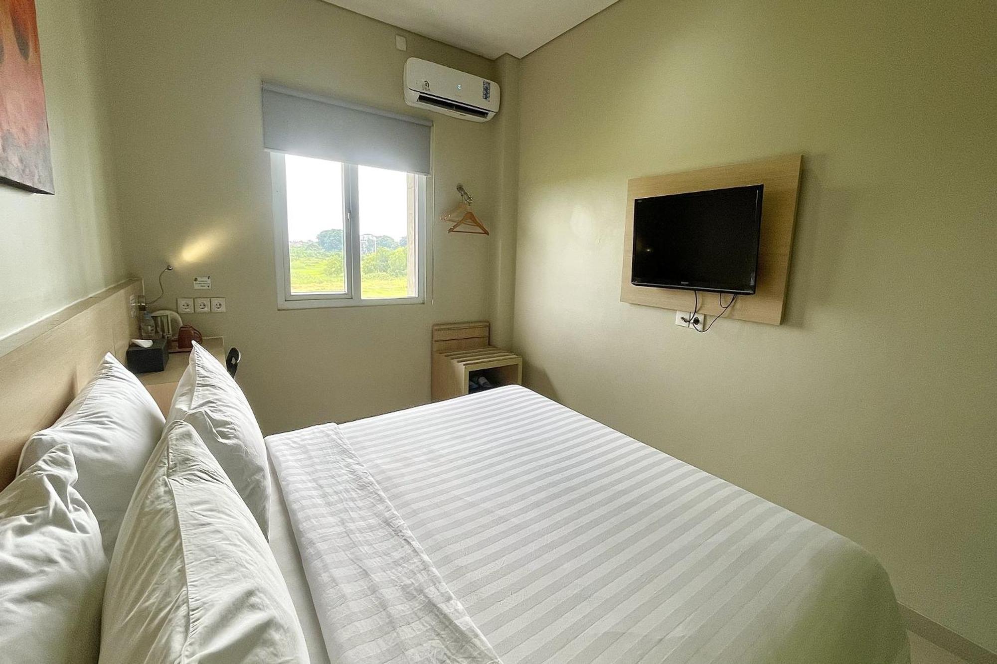 Lemo Hotel Serpong Тангеранг Экстерьер фото