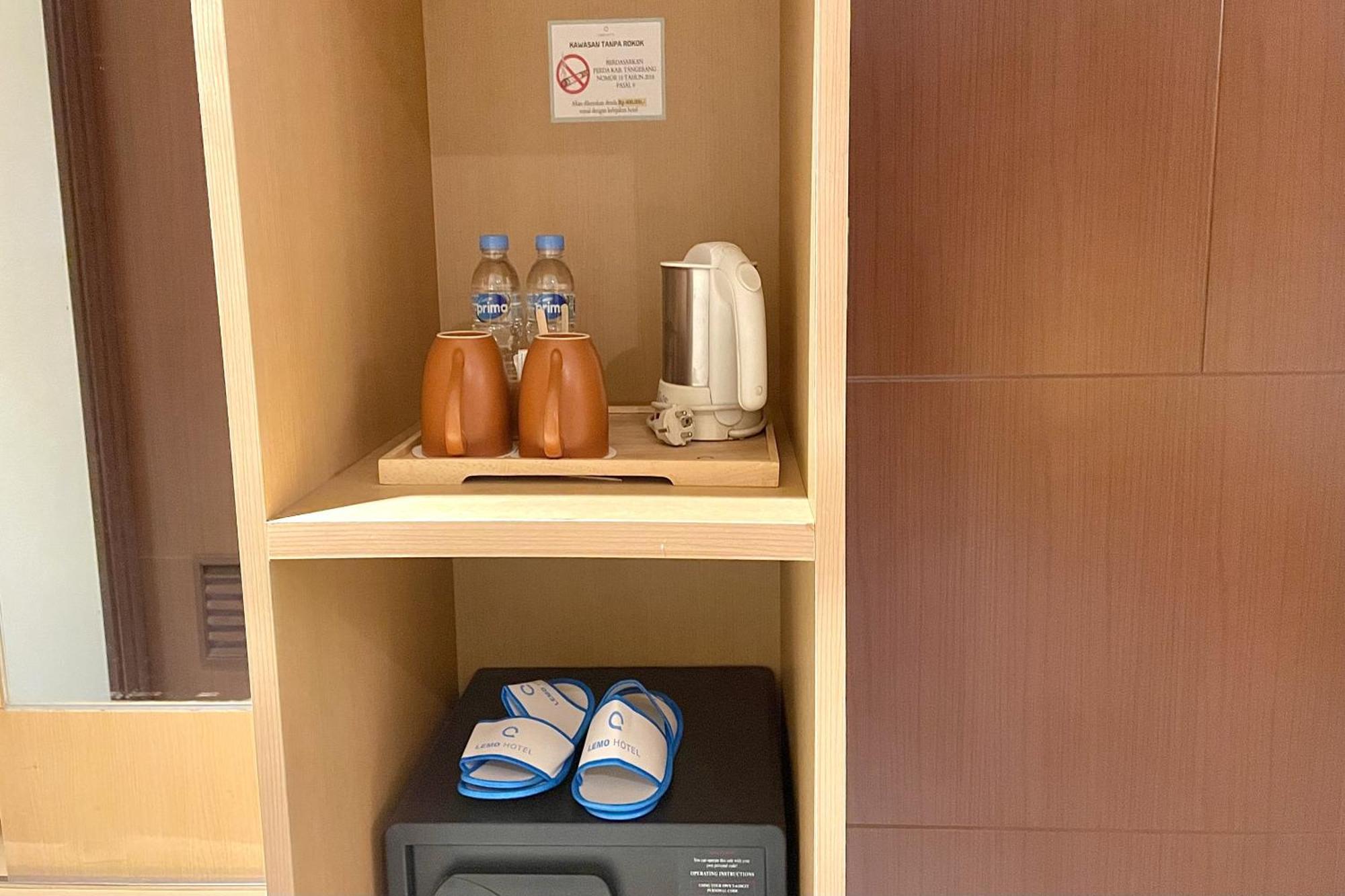 Lemo Hotel Serpong Тангеранг Экстерьер фото